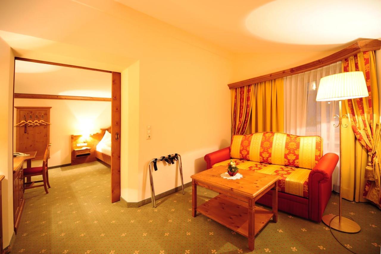 Hotel Max Зерфаус Екстериор снимка