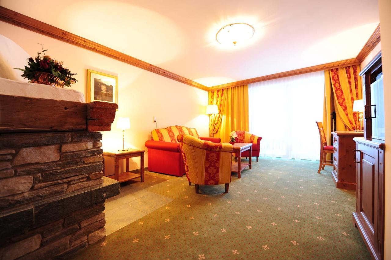 Hotel Max Зерфаус Екстериор снимка