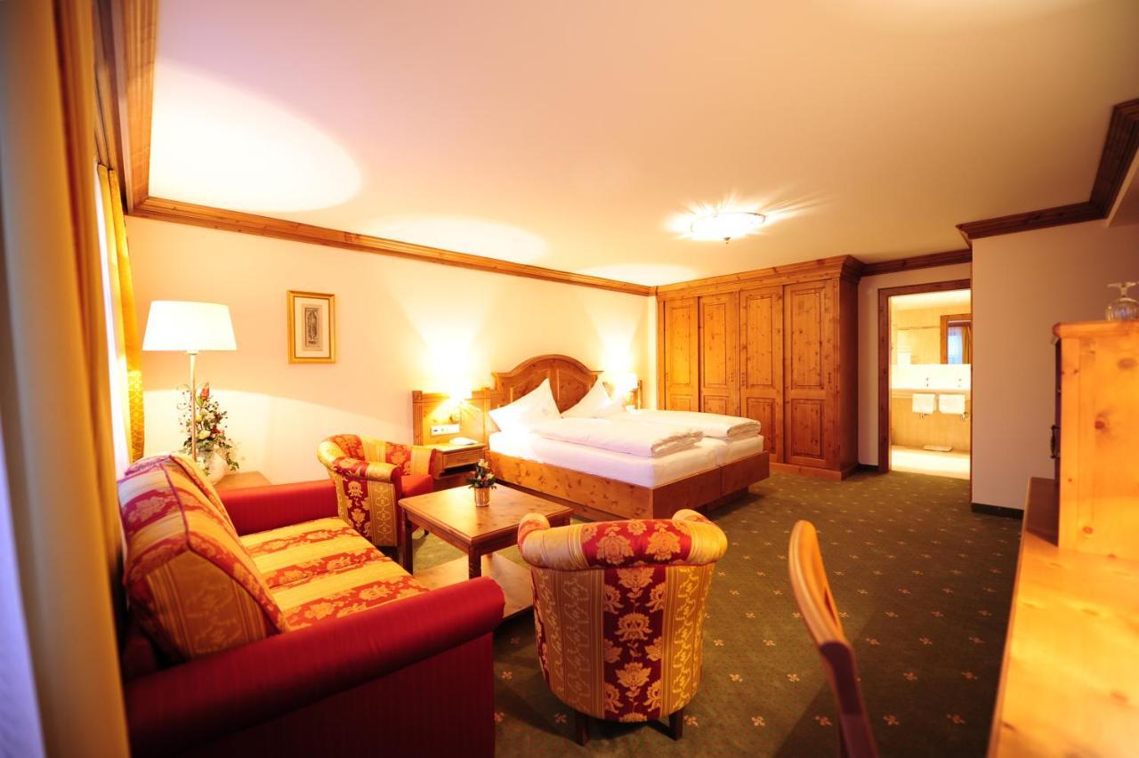 Hotel Max Зерфаус Екстериор снимка