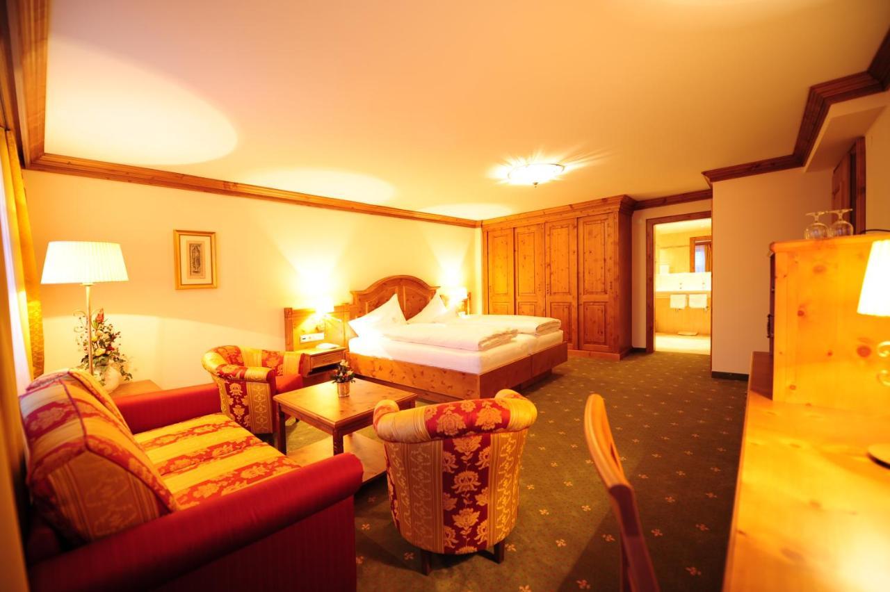 Hotel Max Зерфаус Екстериор снимка