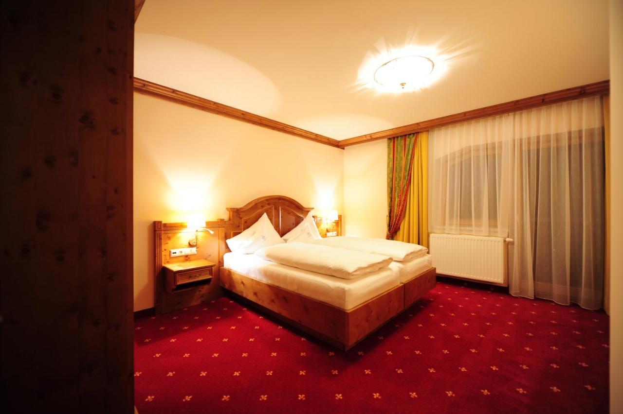 Hotel Max Зерфаус Екстериор снимка