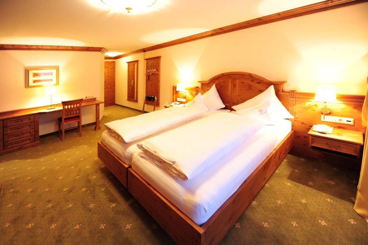 Hotel Max Зерфаус Екстериор снимка