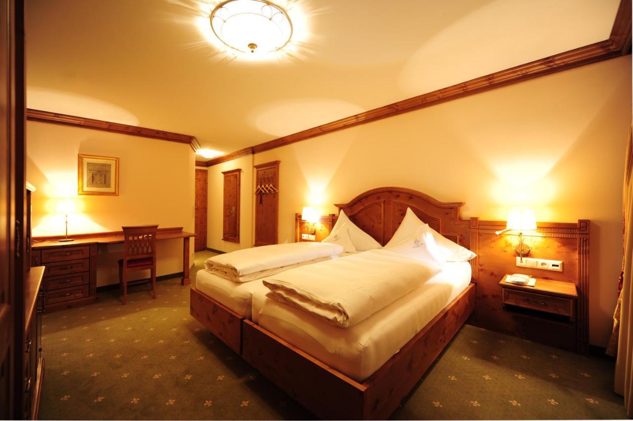 Hotel Max Зерфаус Екстериор снимка